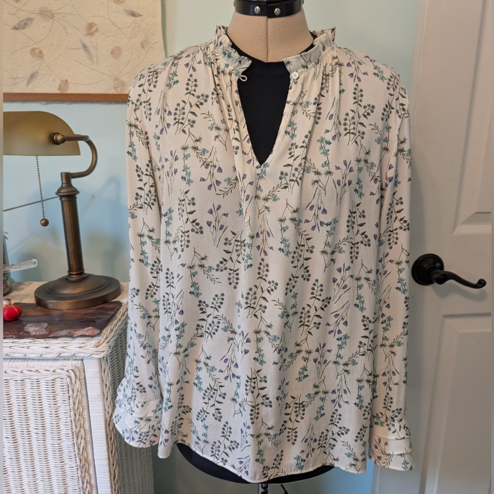 LOFT Floral Tunic Size L